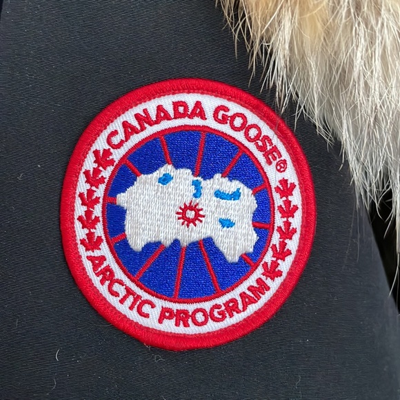 Canada Goose Victoria Parka - Picture 4 of 5